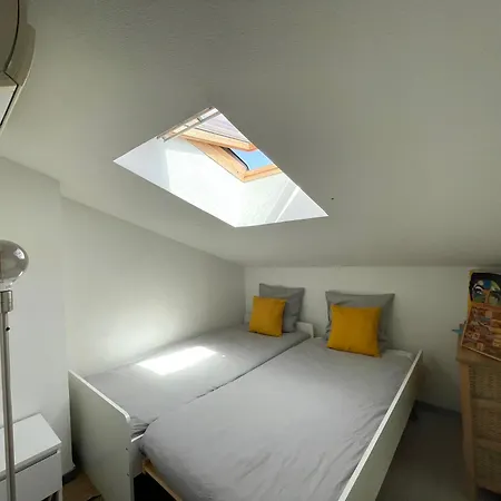 Lejlighed Cocon Douillet Avec Jardin Pres De La Carqueiranne