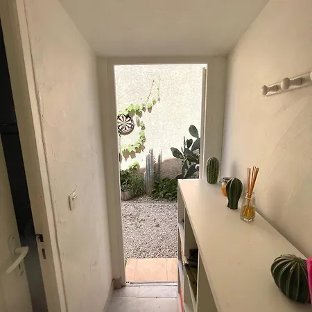 Cocon Douillet Avec Jardin Pres De La *